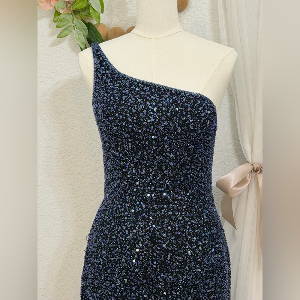 SCALA Fully Beaded Navy Blue Silk Formal Evening Prom Dress Gown Sz M - $1398 - Picture 4 of 16